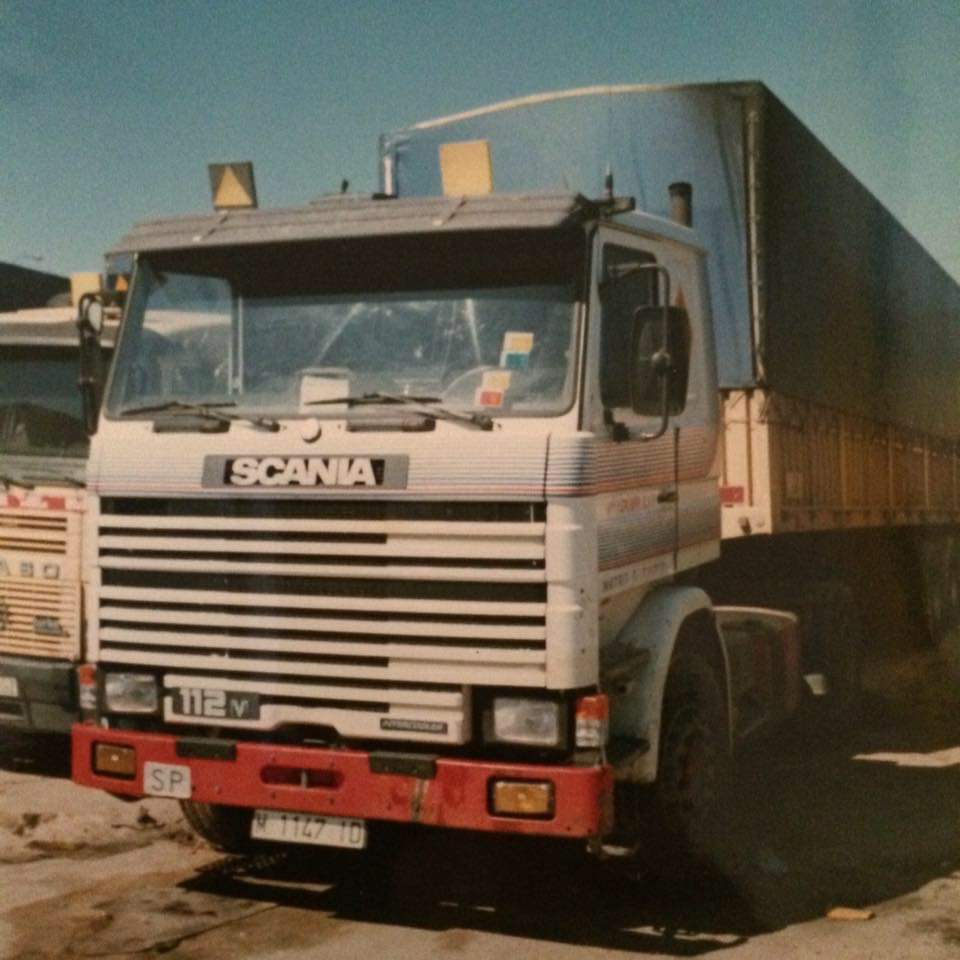 Cabeza tractora Scania 112 de Transportes Cerviño